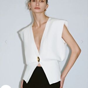 Chic White V-Neck Blouse with Gold Accent